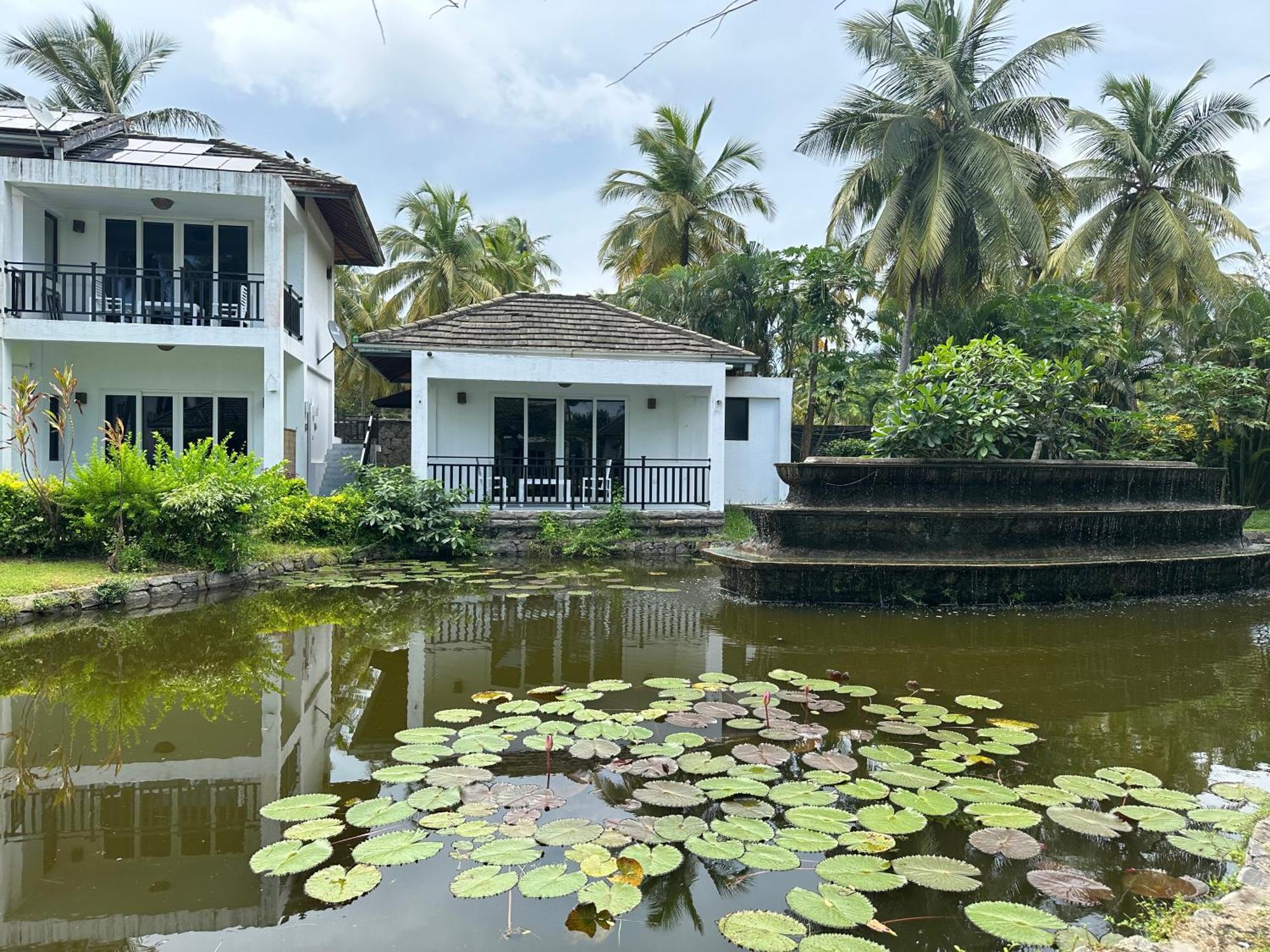 Amaluna Resorts Negombo Esterno foto