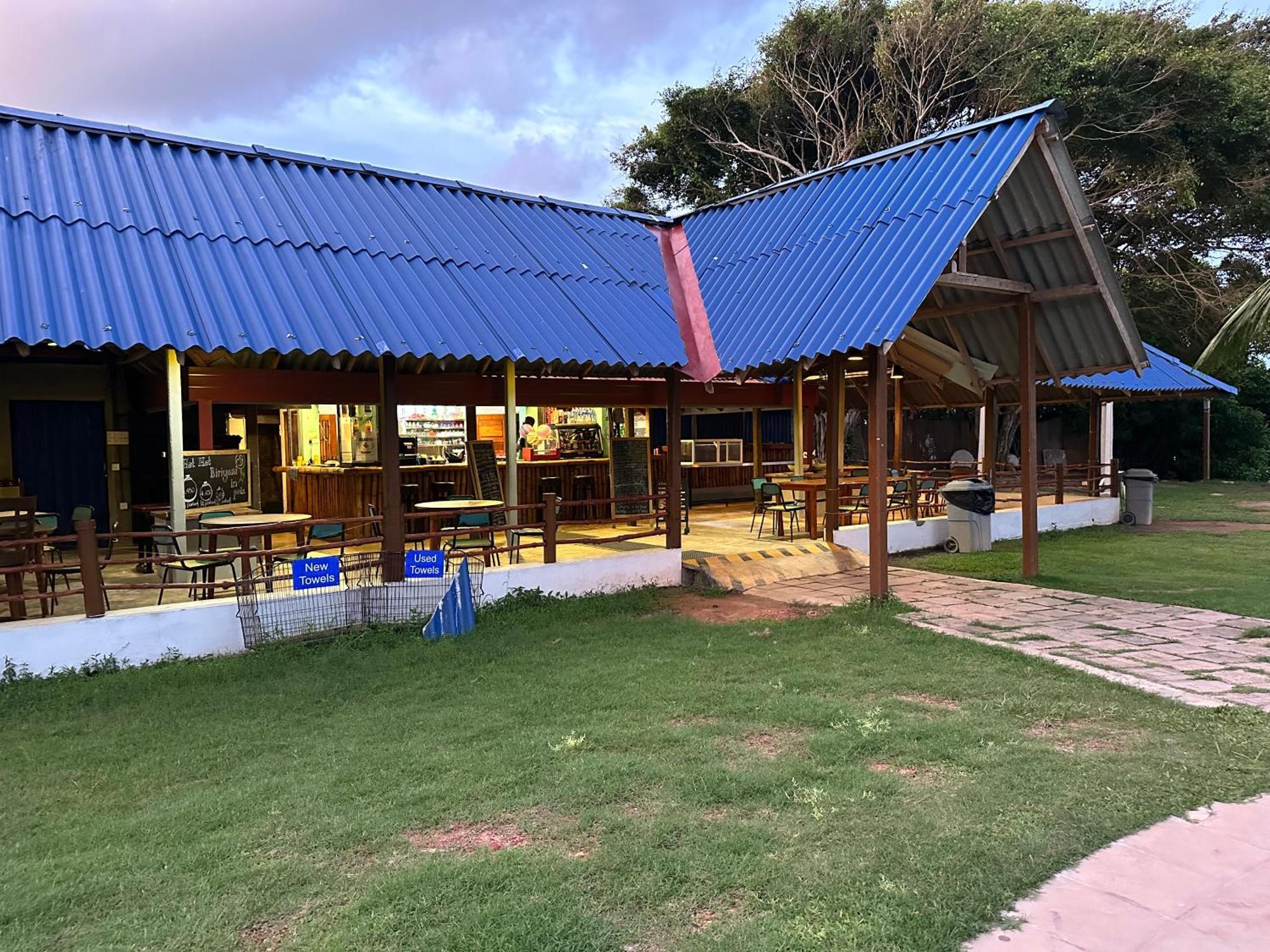 Amaluna Resorts Negombo Esterno foto