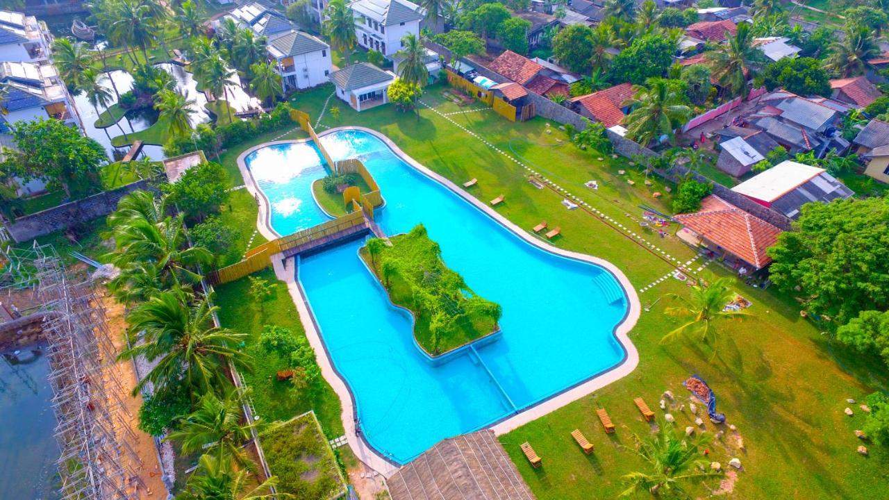 Amaluna Resorts Negombo Esterno foto